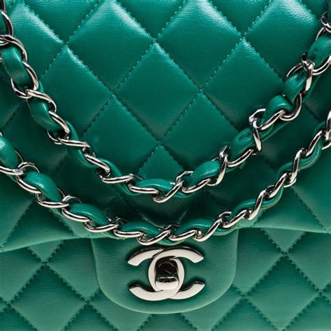 borsa chanel verde lucido